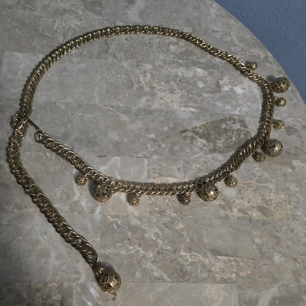 Belt Gold-toned Metal Rope Link Chain With Cut-out Star Ornaments